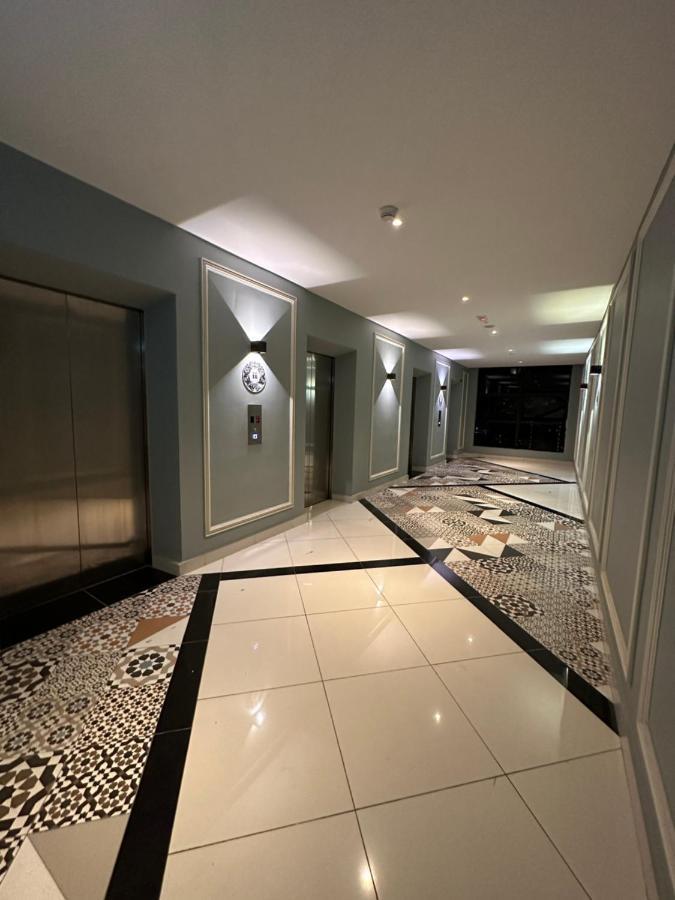 Arti Mont Kiara Aparthotel Kuala Lumpur Exterior foto